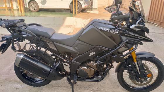 SUZUKI V-STROM 1050XT ABS 
